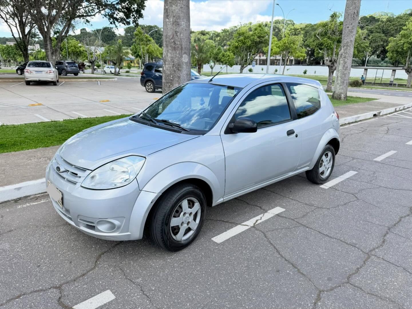 FORD KA